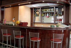Salon oz. bar v nastanitvi Hotel Podostrog