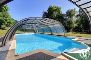 Πισίνα στο ή κοντά στο La cerisais