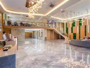 Ο χώρος του λόμπι ή της ρεσεψιόν στο Lavande Hotel Foshan Shunde Daliang Qinghuiyuan Shihu Road
