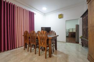 Μια τηλεόραση ή/και κέντρο ψυχαγωγίας στο Sea Bloom Villa