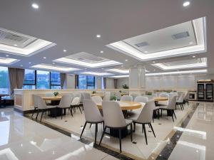 Restaurace v ubytování Vienna Hotel Hunan Changsha Gaoling