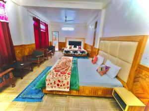 Χώρος καθιστικού στο Diya Palace Kasol with Parking in Main kasol