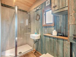 Vannituba majutusasutuses 1 Bed in Windermere 95349 +37 fotot