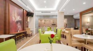 Un lugar para sentarse en Jinjiang Inn Select Shanghai Expo Park Dezhou Road