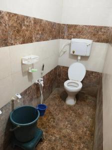 Koupelna v ubytování Vyom homestay