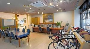 Μια τηλεόραση ή/και κέντρο ψυχαγωγίας στο Sunroute Aomori Hotel