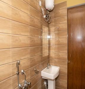 Ένα μπάνιο στο Chai Bagan Homestay By StayApart