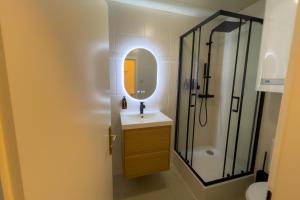 Ванная комната в Brunnalm Blick Apartment +24 фотографии