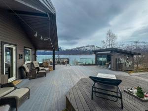 Naturlandskabet i nærheden af feriehuset + 23 billeder