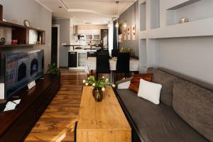 Køkken eller tekøkken på Maya's Flats & Resorts - Old Town Piwna + 62 billeder