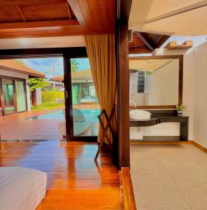 Η κουζίνα ή μικρή κουζίνα στο MAKALA Pool Villa