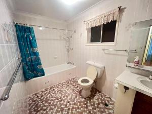 Φωτογραφία από το άλμπουμ του Room 81 σε Epping