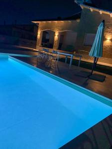 Πισίνα στο ή κοντά στο Villa D'Angelo