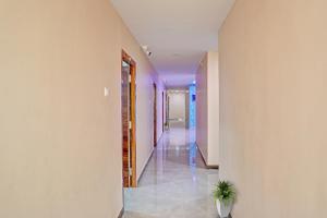 Φωτογραφία από το άλμπουμ του Super Hotel O SAI LEELA RESIDENCY σε Karīmnagar +35 φωτογραφίες