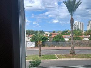 Γενική άποψη της πόλης Ασκελόν ή θέα της πόλης από  αυτό το διαμέρισμα