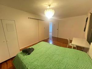 Ένα ή περισσότερα κρεβάτια σε δωμάτιο στο Room 82