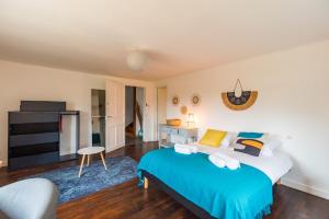 Ένα ή περισσότερα κρεβάτια σε δωμάτιο στο Grande maison conviviale - pour 10 personnes +31 φωτογραφίες