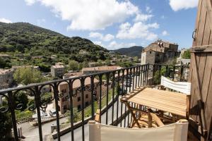 Γενική θέα στο βουνό ή θέα στο βουνό από  αυτό το διαμέρισμα