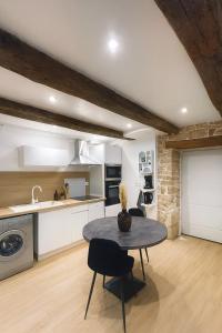 Η κουζίνα ή μικρή κουζίνα στο Le Contemporain - Macon Hyper Centre - Proche Gare