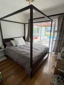 Φωτογραφία από το άλμπουμ του Large 3 bedroom house, close to Bayside Mall & Beach σε Cape Town