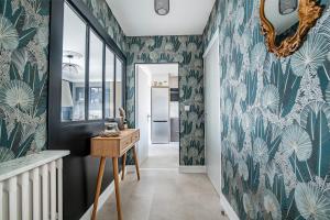 Kuchyň nebo kuchyňský kout v ubytování L'S-Kal-56, design et cosy ! + 11 fotografií