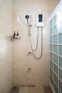 Ένα μπάνιο στο Just A Nap Khaoyai บ้านหลังใหญ่สำหรับครอบครัว +39 φωτογραφίες