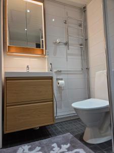 Koupelna v ubytování Luxury 3-bedroom apartment for up to 6 people in the city center