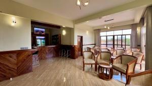 TV/trung tâm giải trí tại Skylark Hotel