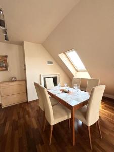 Φωτογραφία από το άλμπουμ του Flower garden in Lozenetz by 7th Sence στη Σόφια