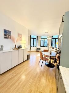 Kuchyň nebo kuchyňský kout v ubytování L'Echappée Belle au coeur d'Arras