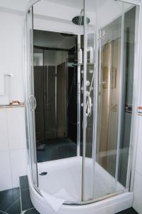 Un baño de KAROLINGERHOF - Mosel