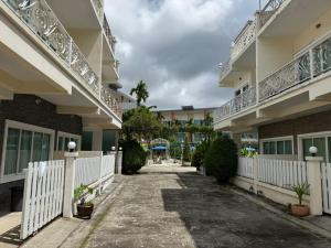 Budova, kde se prázdninový dům nachází