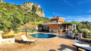 Bazén v ubytování Villa 20 by Villamya nebo v jeho okolí