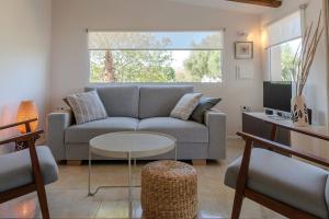 Posezení v ubytování Casa Muela - Holiday house, perfect for two!