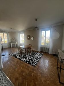 Fotografie z fotogalerie ubytování La Villa Montalat - Jolie et Calme v destinaci Brive-la-Gaillarde