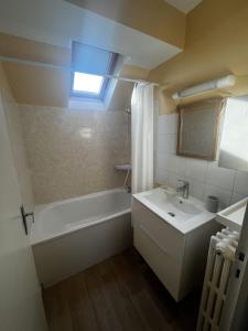 Koupelna v ubytování La Villa Montalat - Jolie et Calme