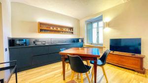 Η κουζίνα ή μικρή κουζίνα στο Casa Pozzallo Vetreria - Affitti Brevi Italia