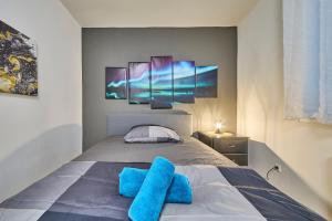 Un pat sau paturi într-o cameră la Grazer City Residence & Free parking