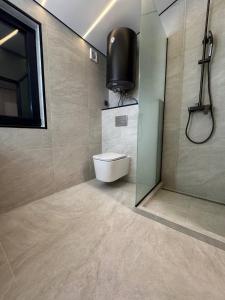 Ένα μπάνιο στο Your Rest House +10 φωτογραφίες