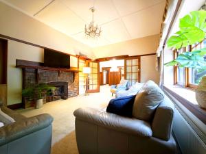 Χώρος καθιστικού στο Deepdene 6BR 3BA Large house - Poker Entertainment Room