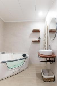 Ένα μπάνιο στο Plaza Matarraña