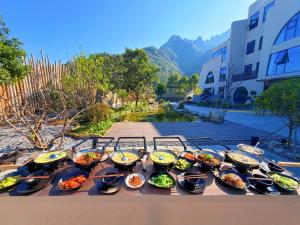 Jídlo v hotelu nebo okolí