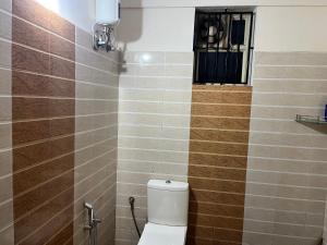 Et badeværelse på Ragaveena, your home away from home + 17 billeder