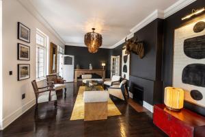 Posezení v ubytování Le Manoir Boutique Estate