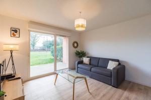 Posezení v ubytování Appartement neuf proche Guingamp