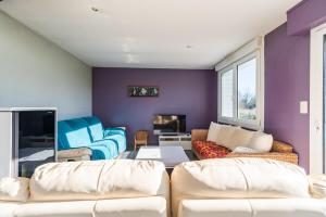 Ένα ή περισσότερα κρεβάτια σε δωμάτιο στο La maison d'Alphonse : Plouha, proche de la plage