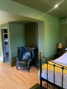 Ένα ή περισσότερα κρεβάτια σε δωμάτιο στο Crowtree Lodge