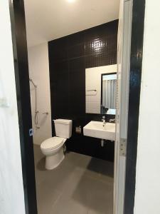 Ένα μπάνιο στο Mind house