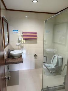 Vannituba majutusasutuses Kisa Villa +85 fotot