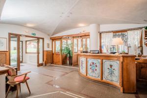 Ο χώρος του λόμπι ή της ρεσεψιόν στο Hotel Sporting